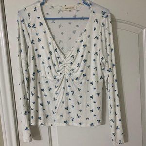 Long Sleeved White Flower Shirt